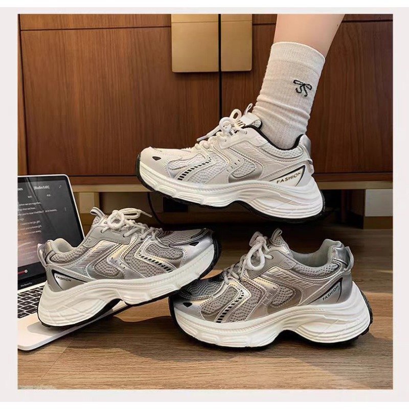 Street Fashion Female - 2026 Bahar Kadın Unky Baba Spor